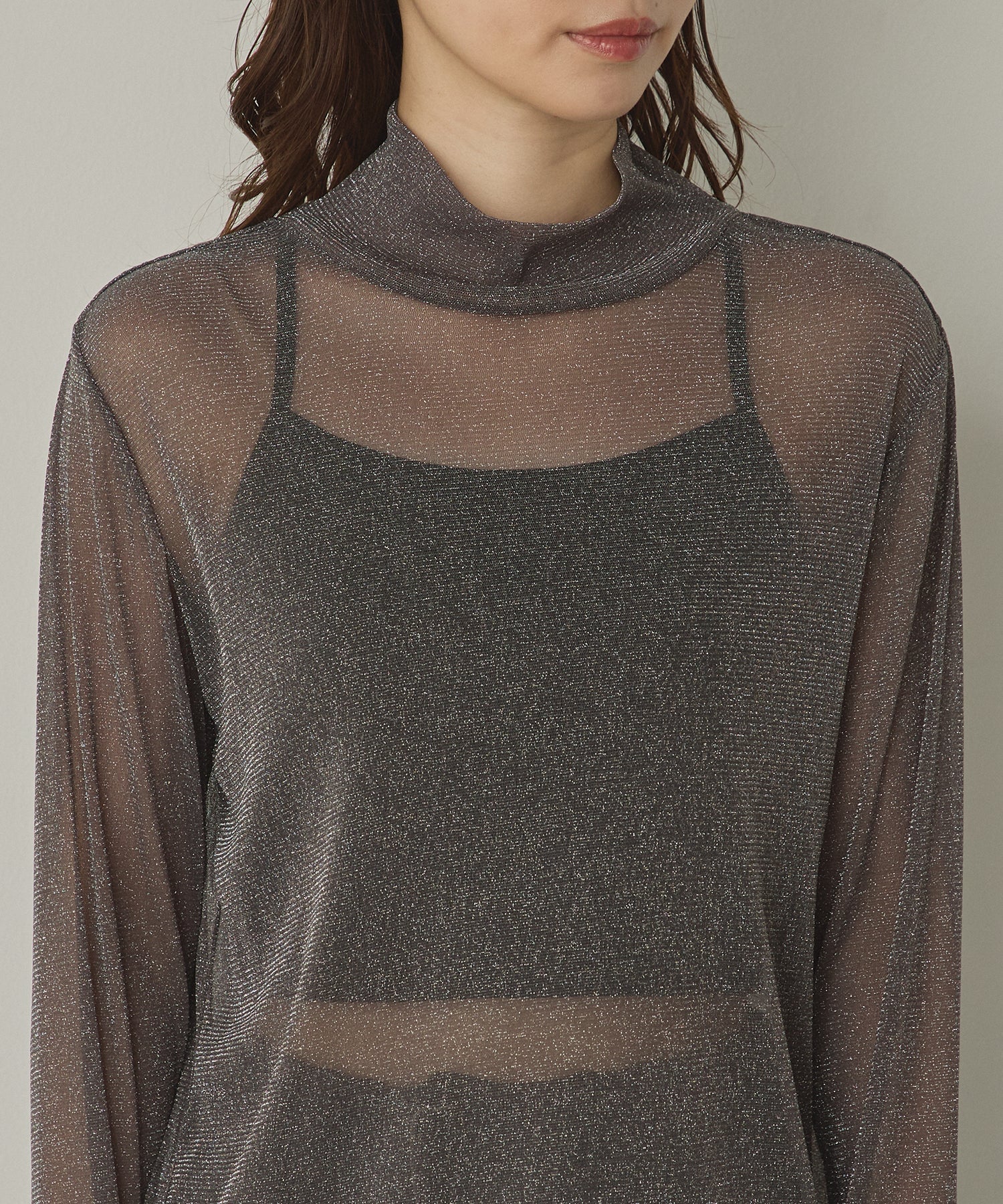 【新色追加】ラメシアー ハイネックトップス