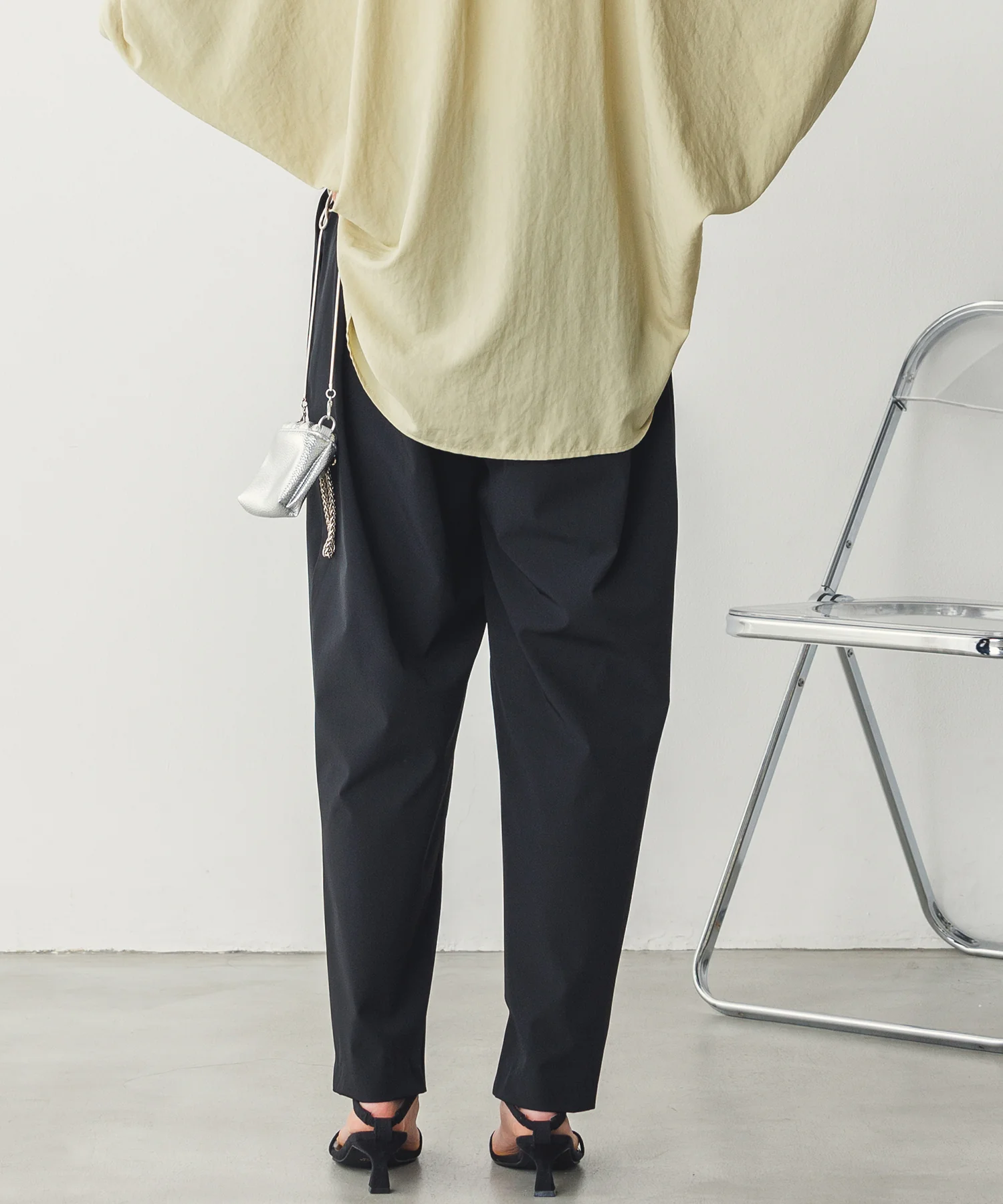 【新色追加】接触冷感テーパードパンツ