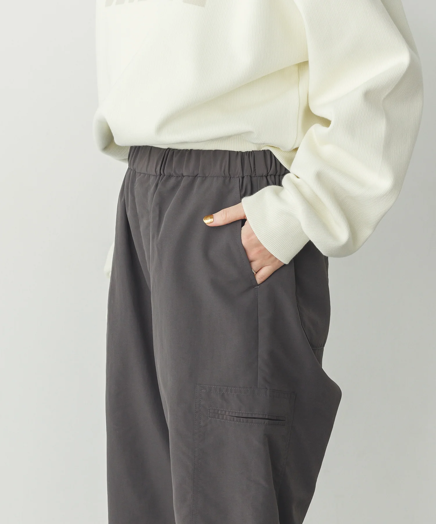 ナイロン カーゴパンツ