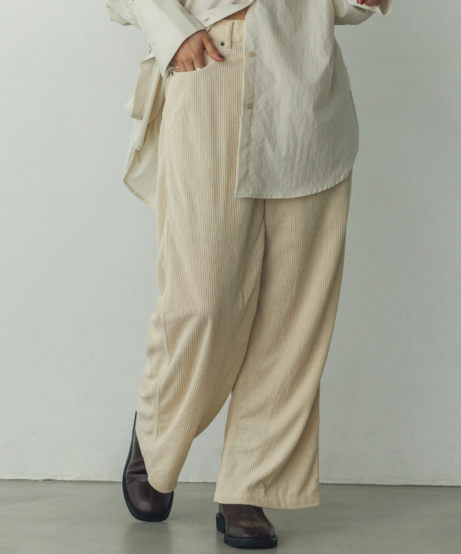 コーデュロイ ワイドストレートパンツ