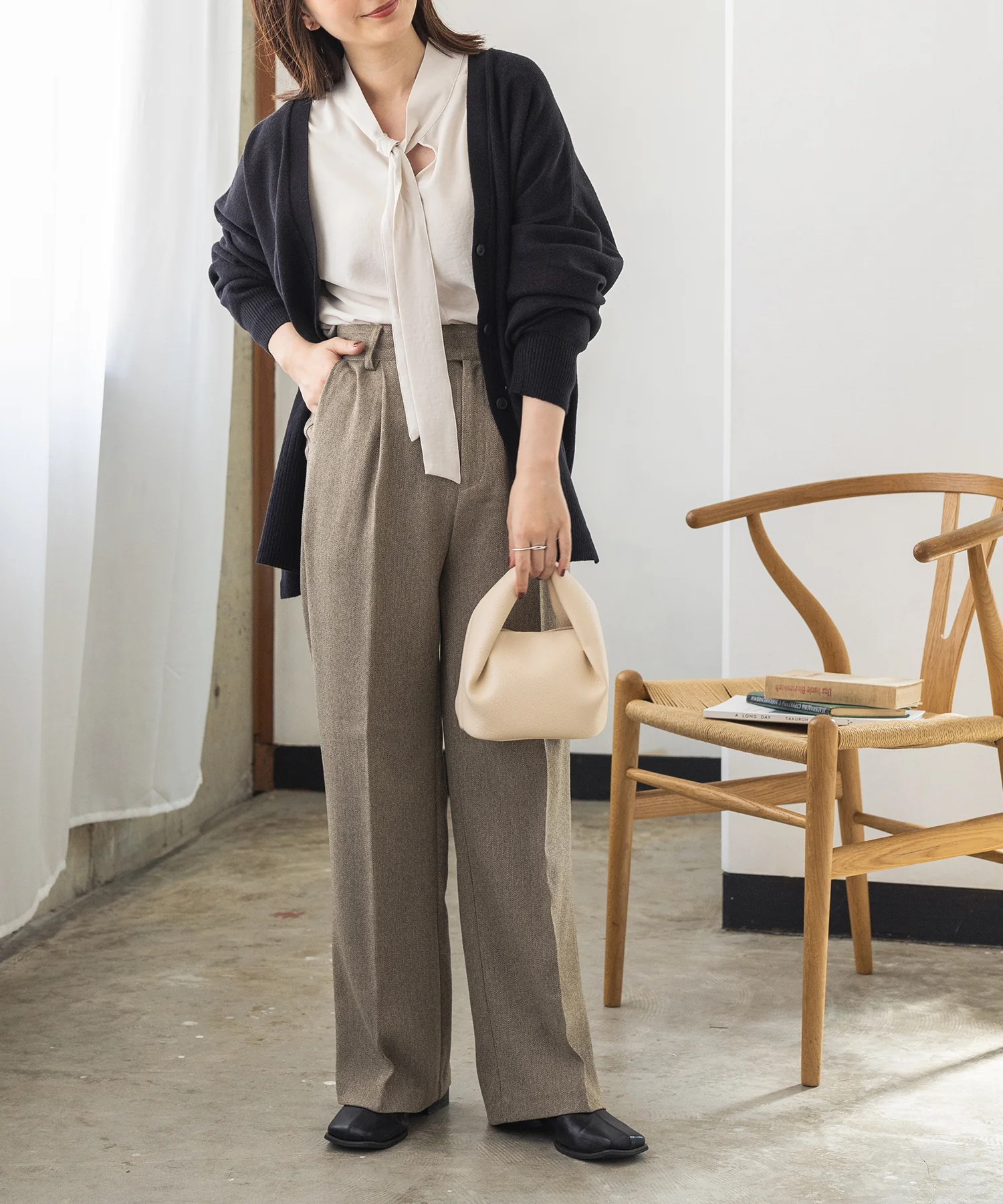 ウールライクストレートパンツ