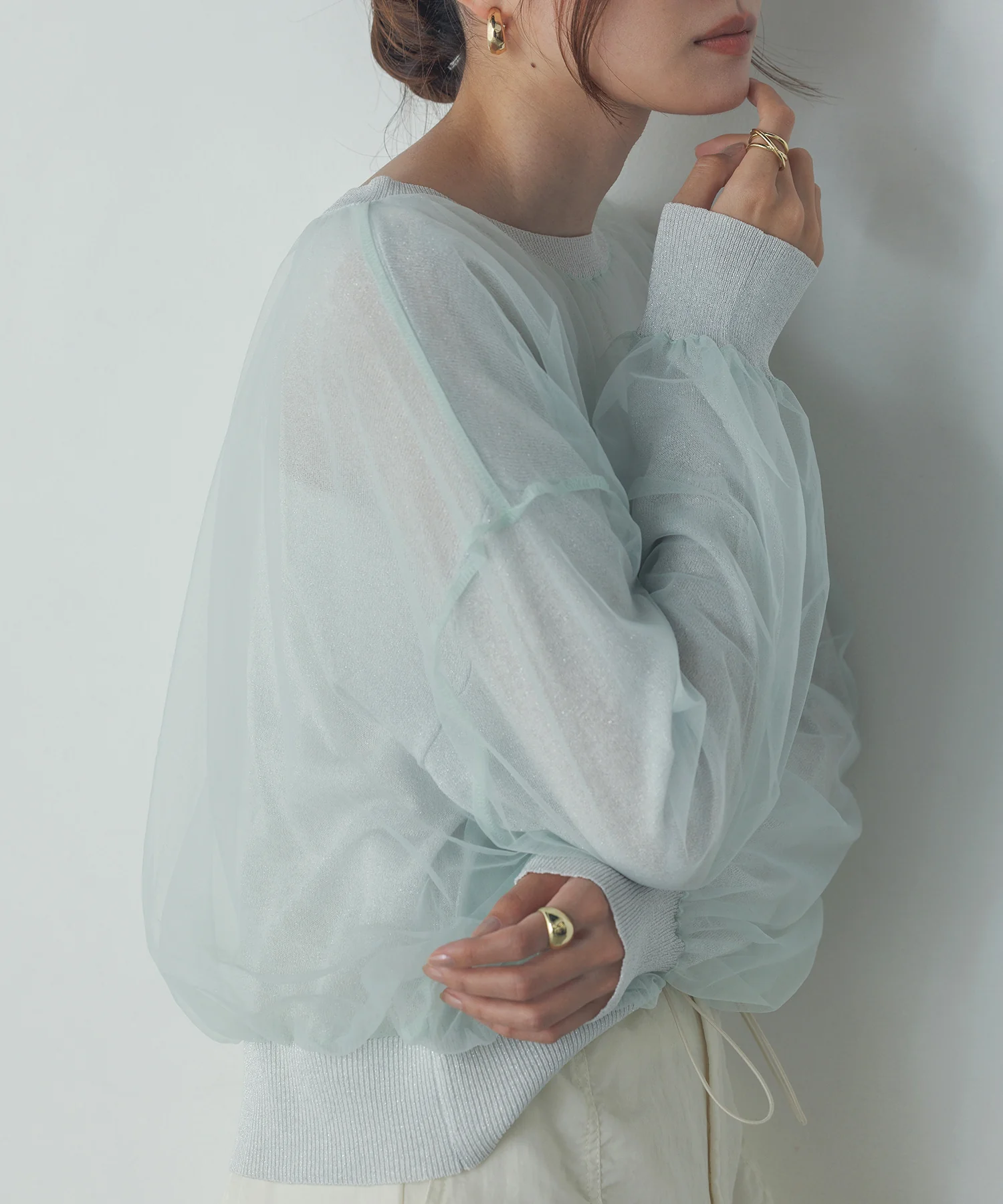 ラメニット チュールレイヤードトップス