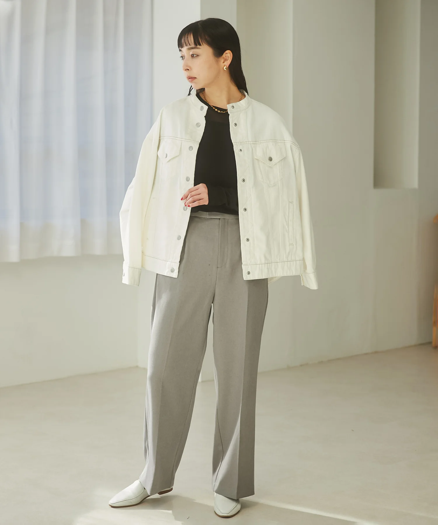 センタープレスストレートパンツ