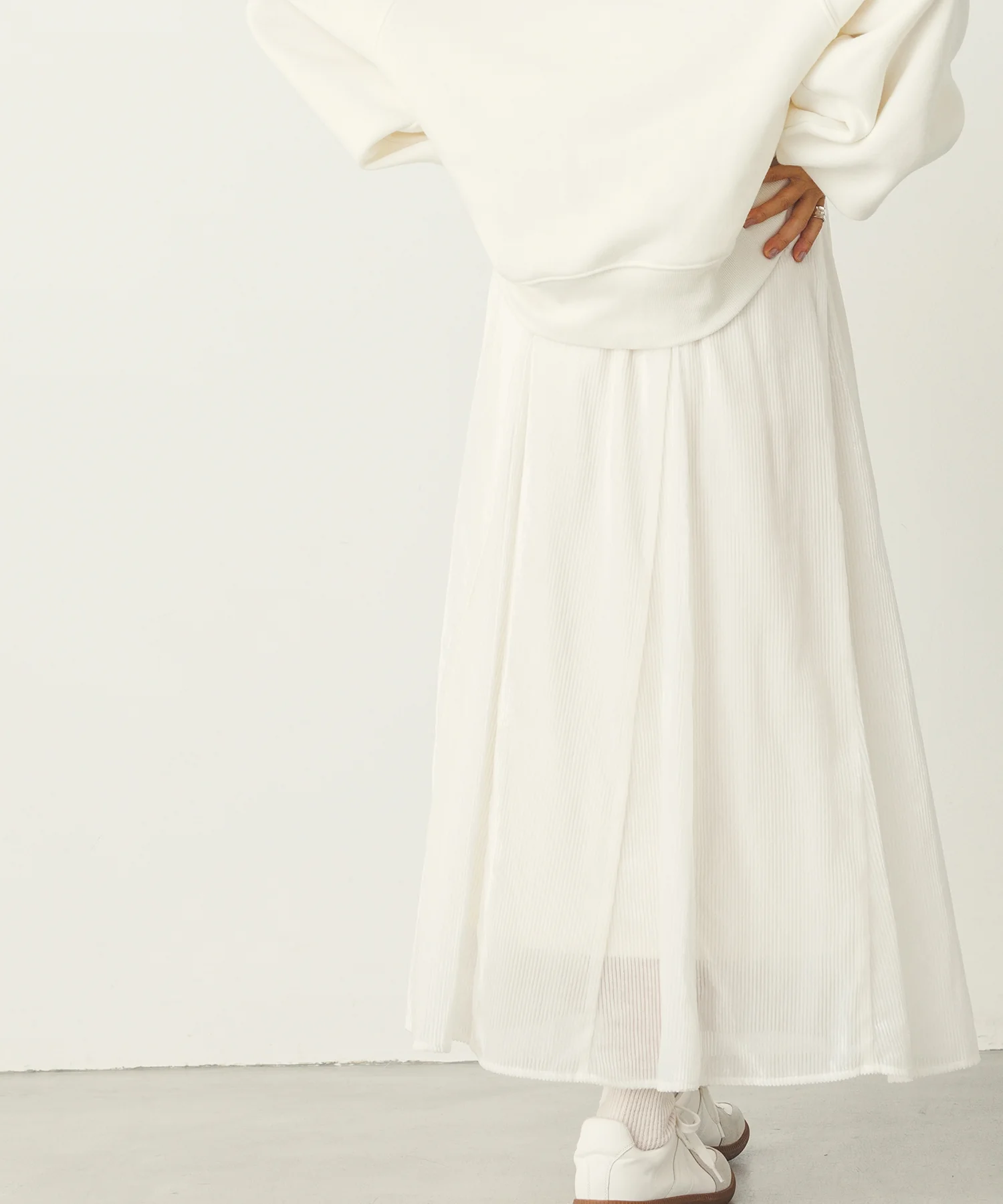 シアーストライプフレアスカート