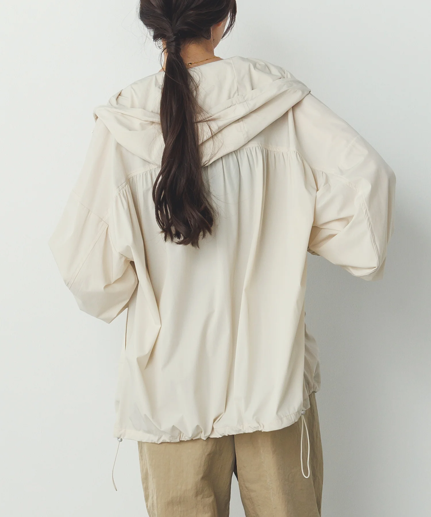【接触冷感】フード付 ギャザーブルゾン