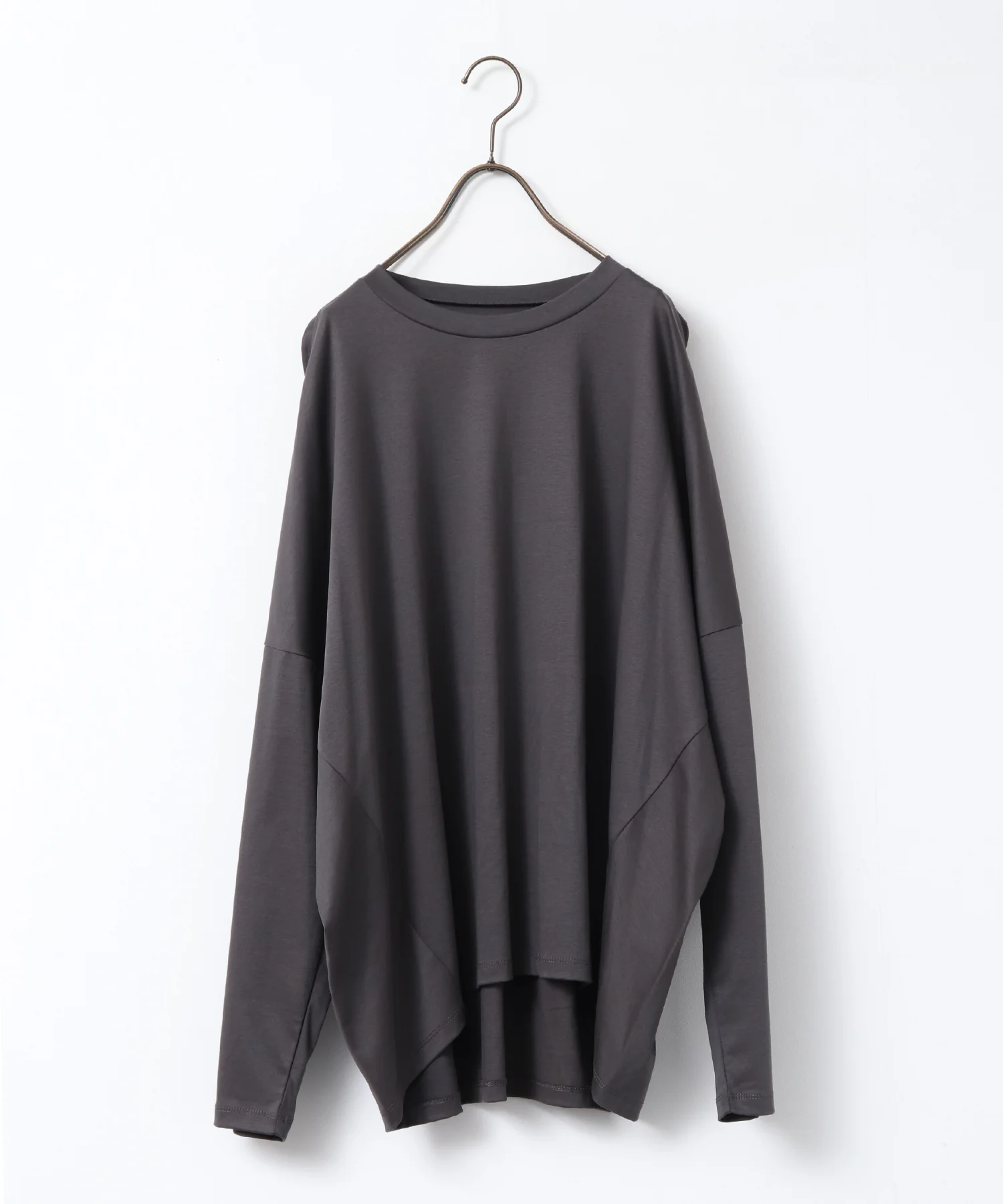 コクーンシルエット ロンT