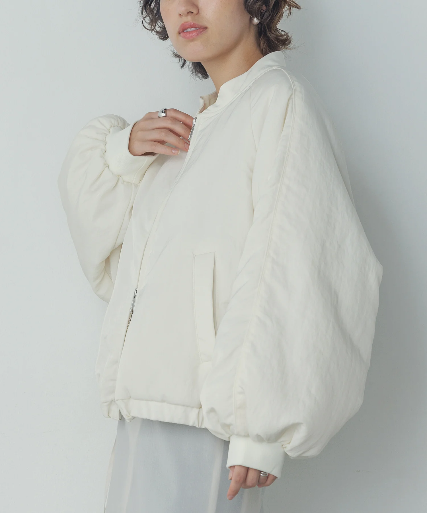 ナイロンツイル バルーンブルゾン