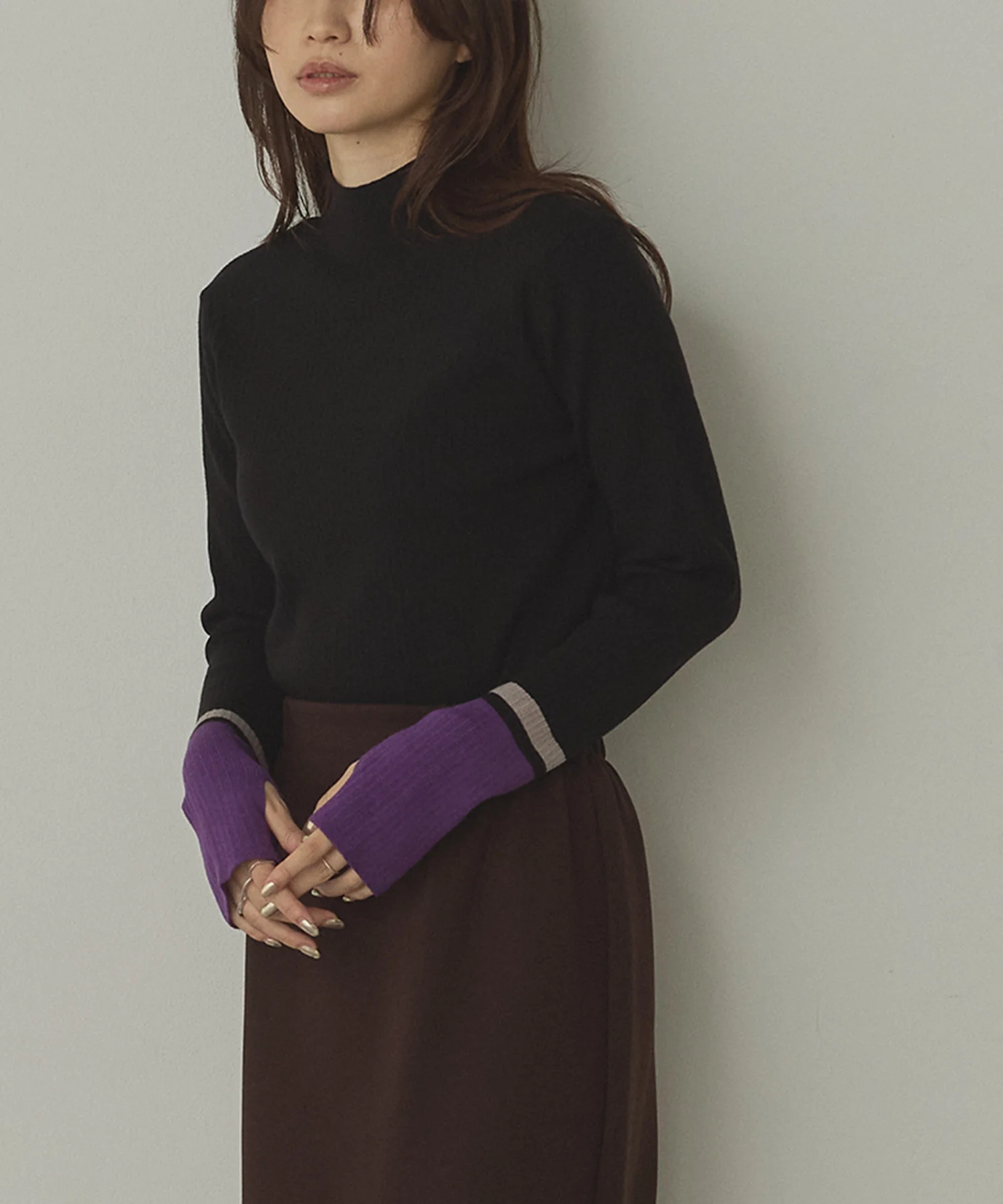 【静電気防止】やわもちヤーン 袖配色 ハイネックリブニット