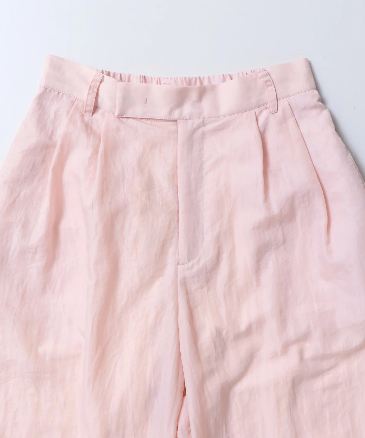 ナイロンツイル タックパンツ