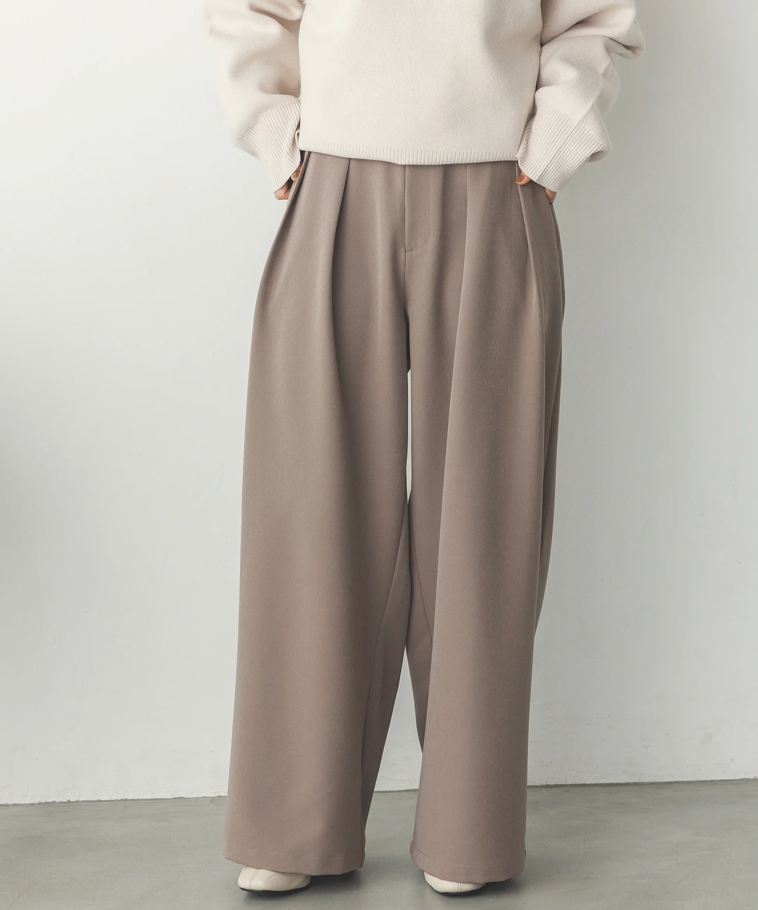 ストレッチワイドパンツ