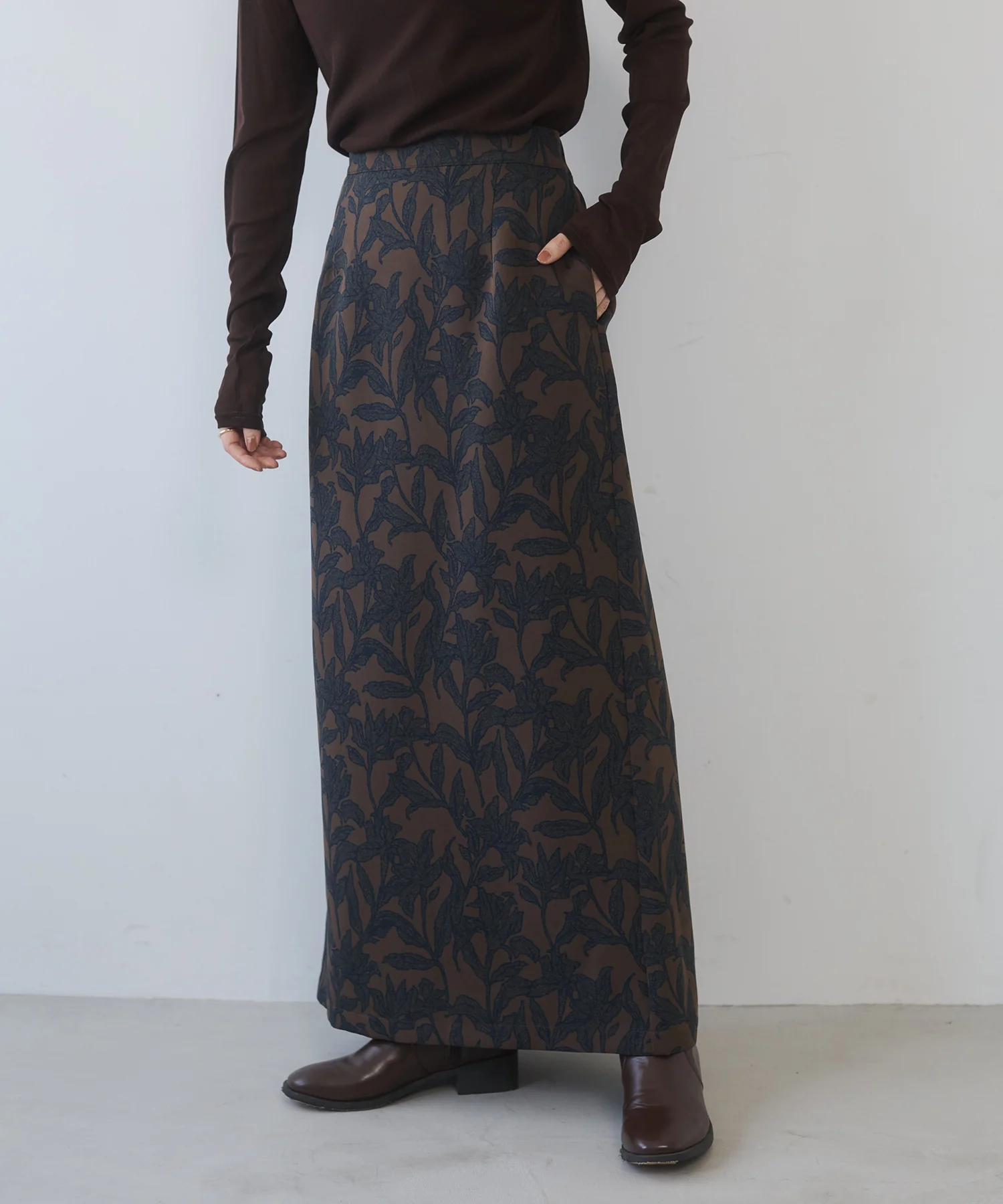 花柄プリント ナロースカート