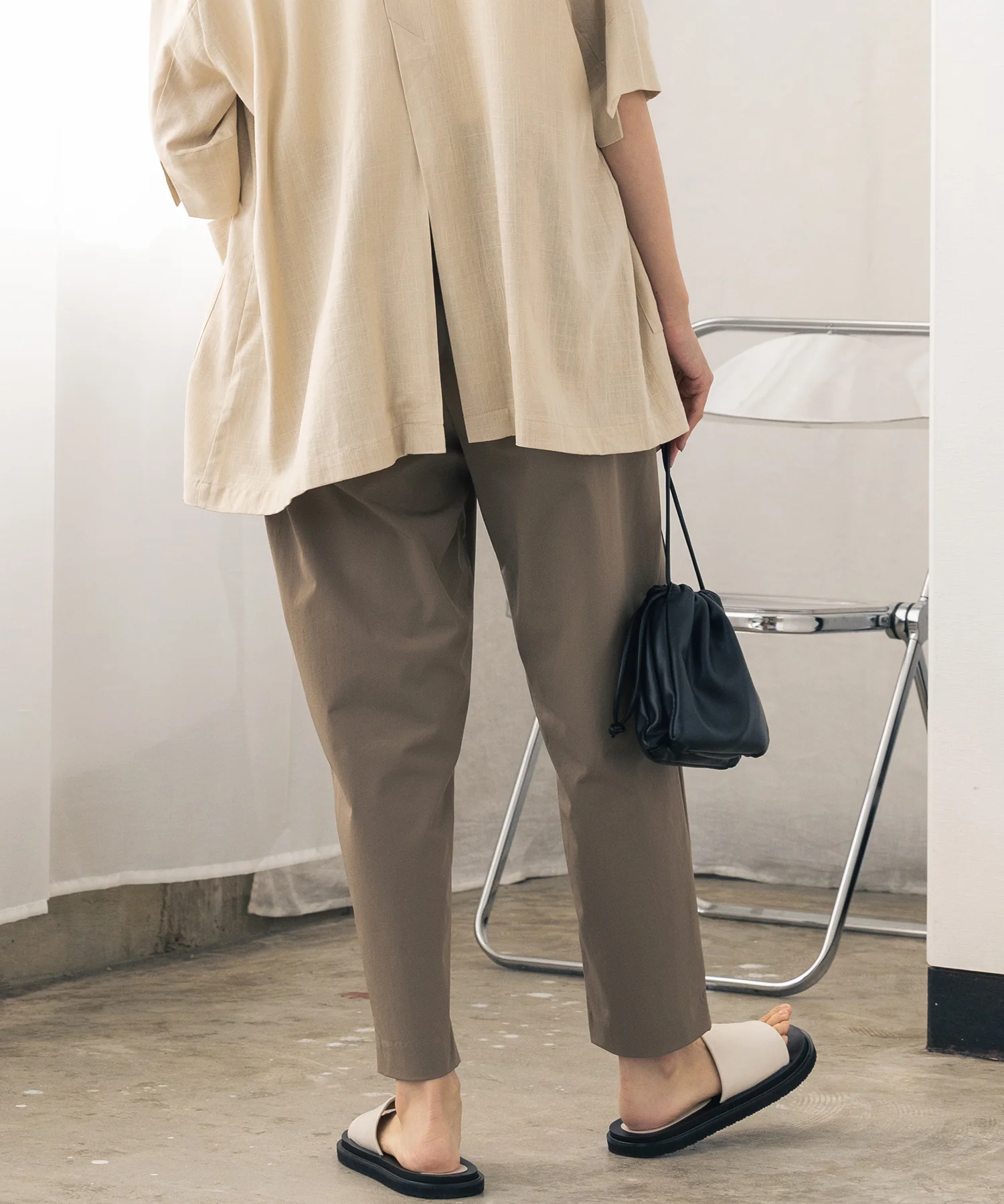 【新色追加】接触冷感テーパードパンツ