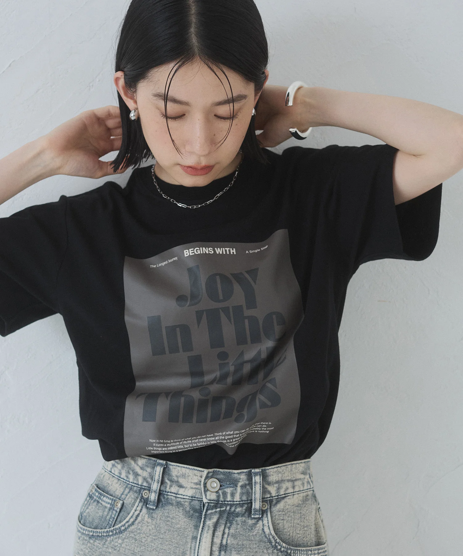 半袖 ロゴプリントTシャツ