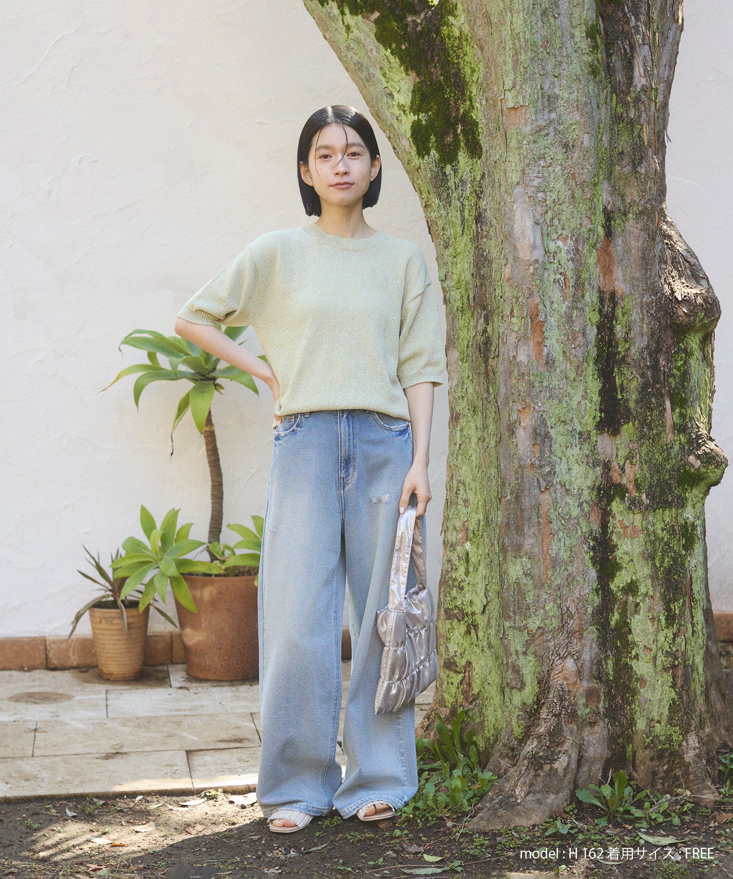 ダメージデニム ゆるストレートパンツ