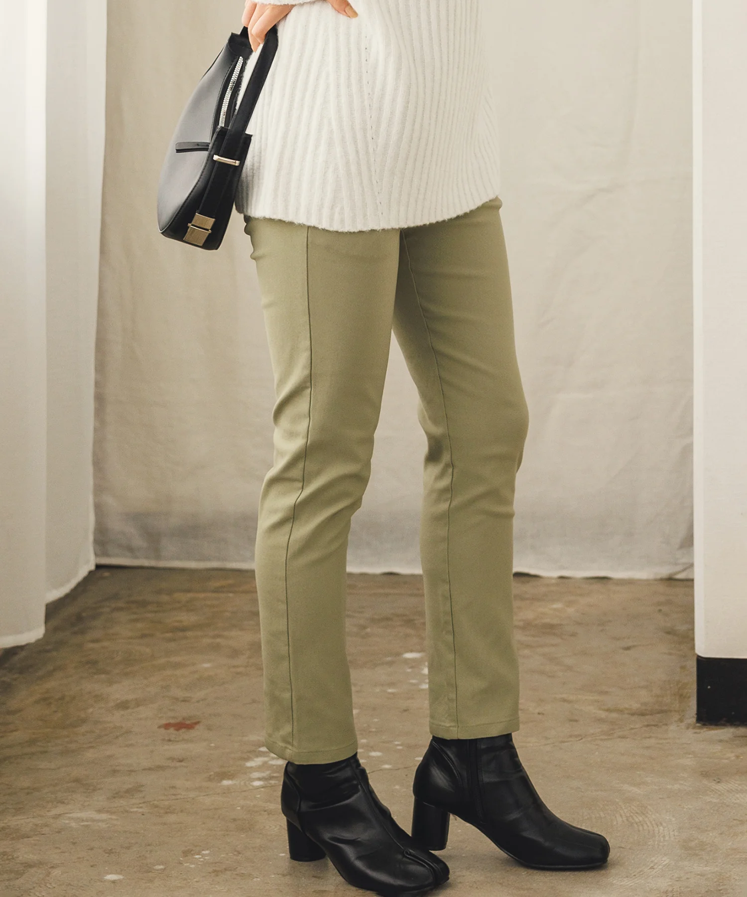 【ストレッチ】裏起毛バリラクテーパードパンツ S Mサイズ