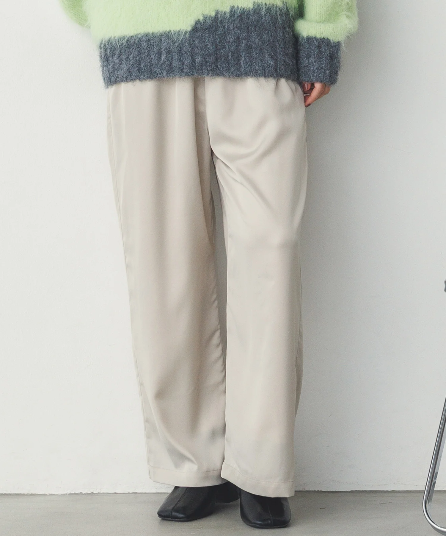 サテン ストレートイージーパンツ