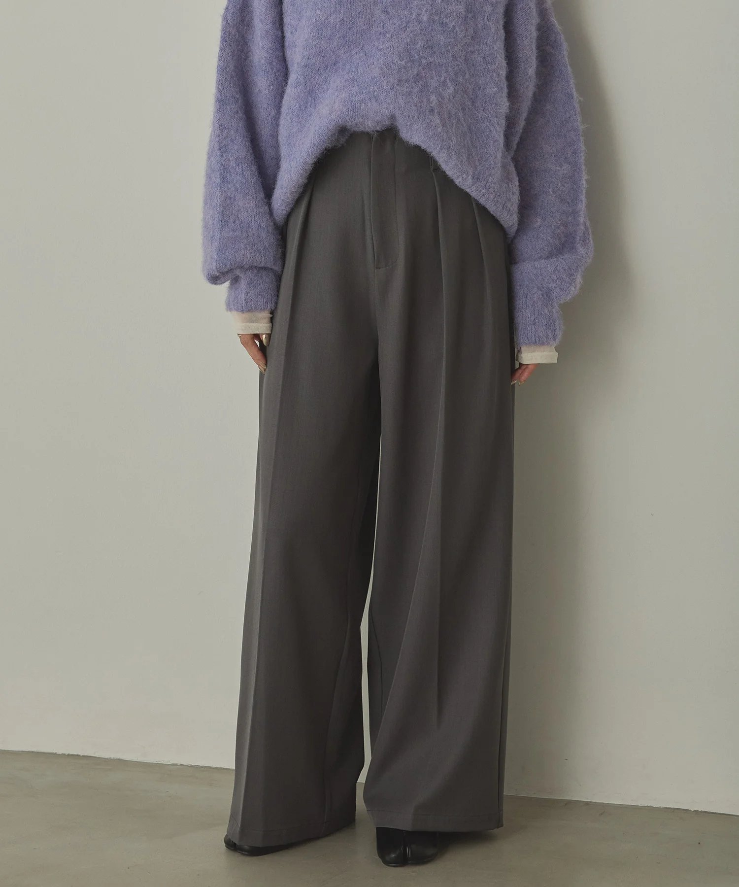 ポリツイル タックパンツ