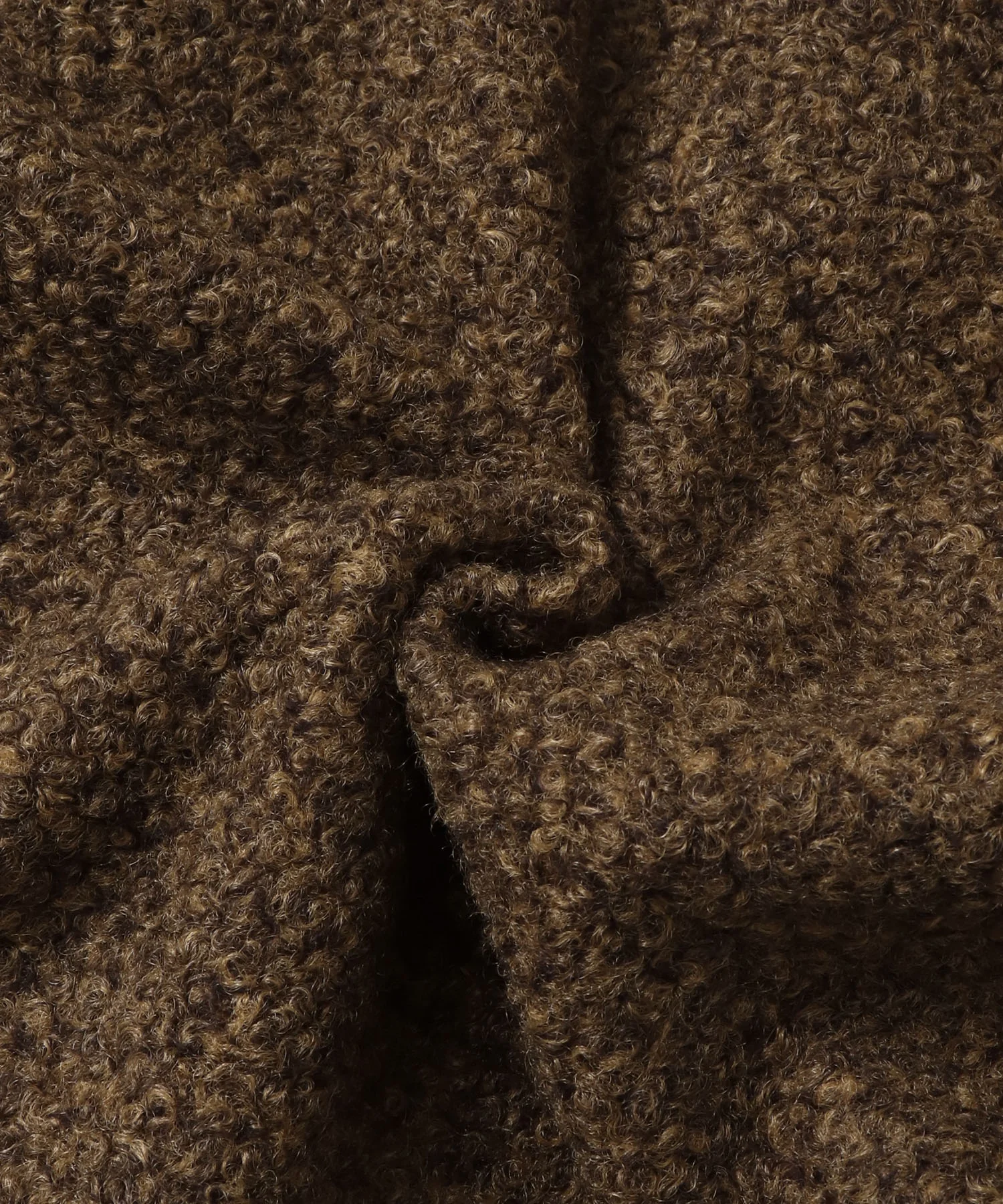 くるくるブークレ ミディアムコート