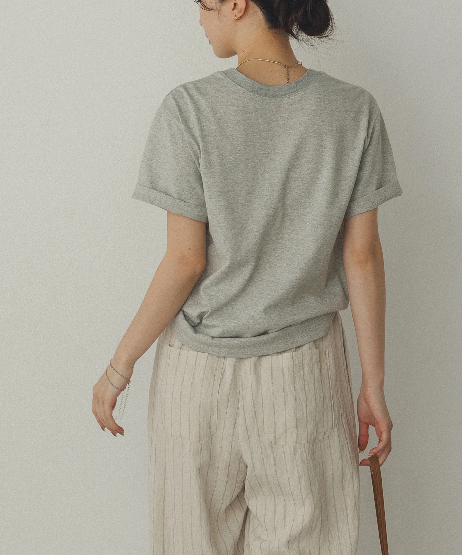 半袖 ロゴプリントTシャツ