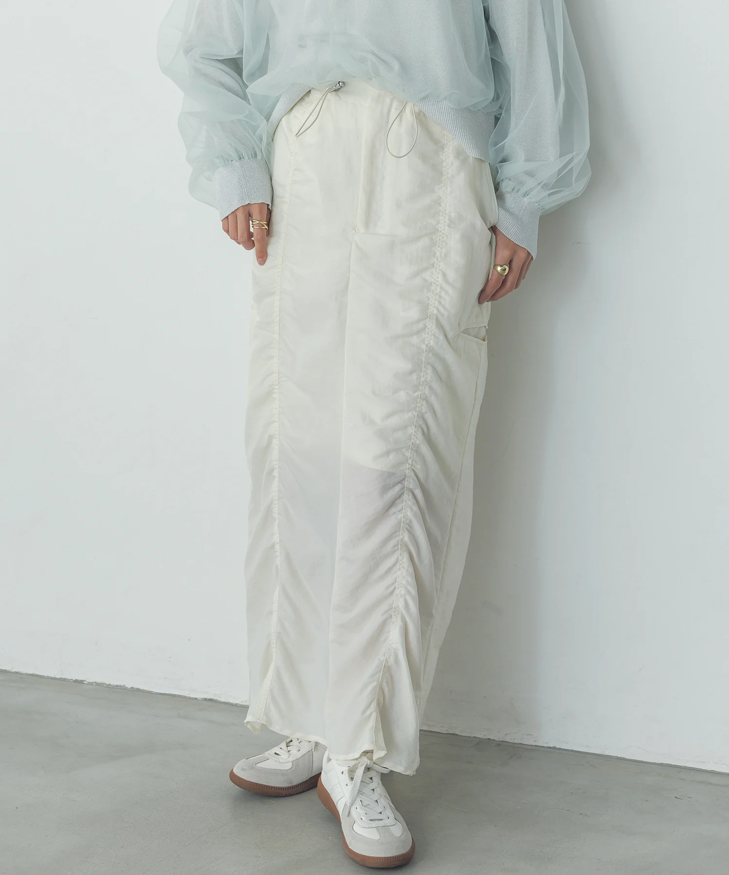 ナイロンツイル ナロースカート