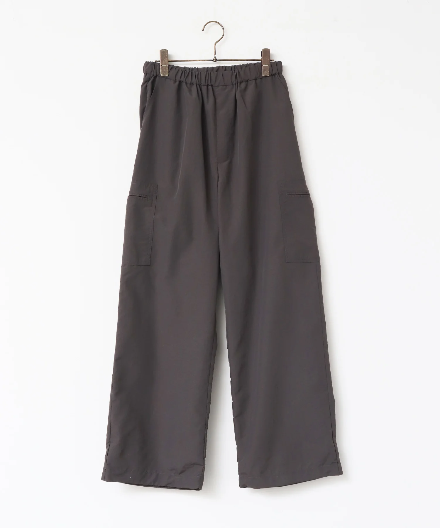 ナイロン カーゴパンツ