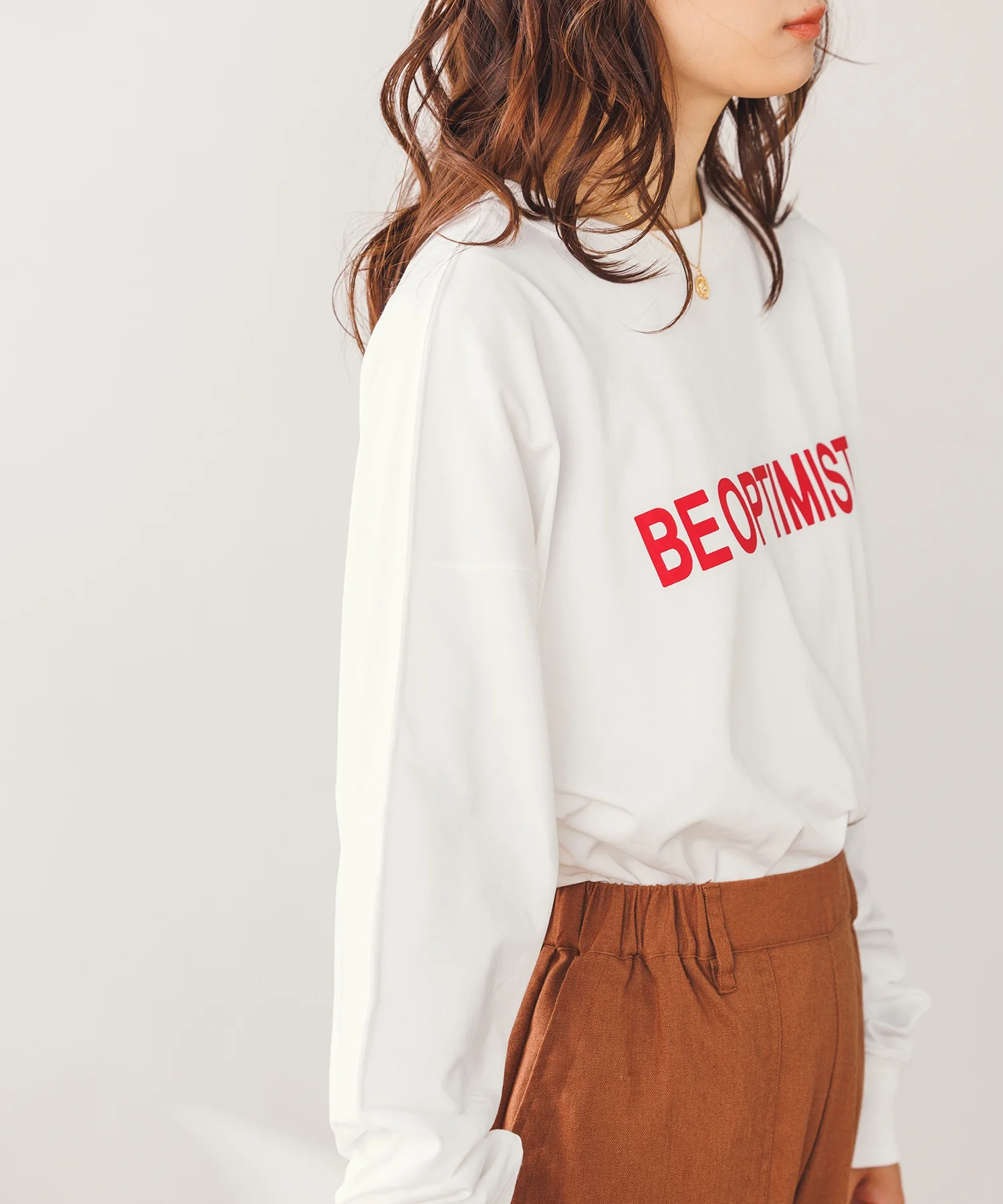 ロゴプリント長袖Tシャツ