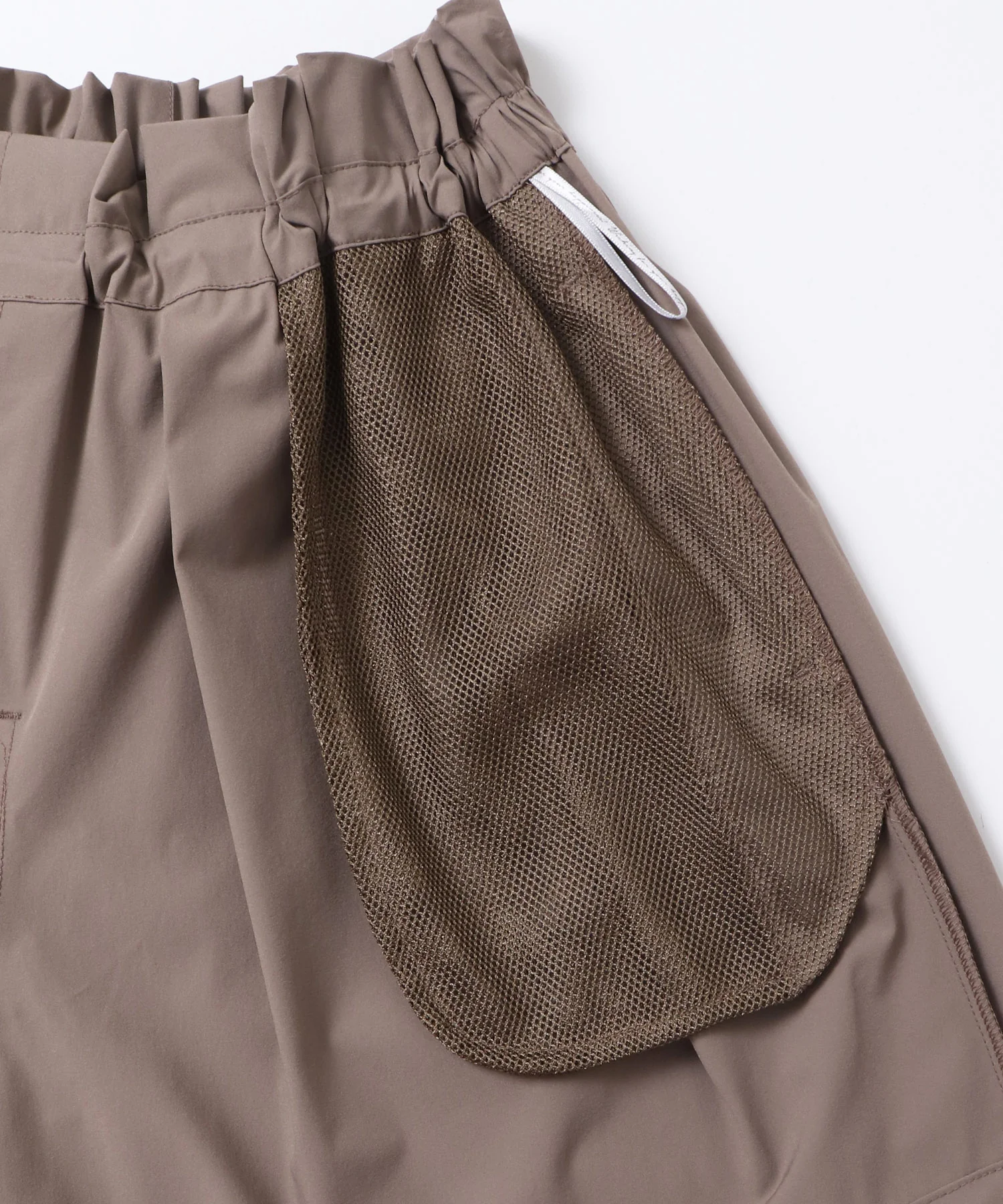 【接触冷感】フリルギャザー ショートパンツ