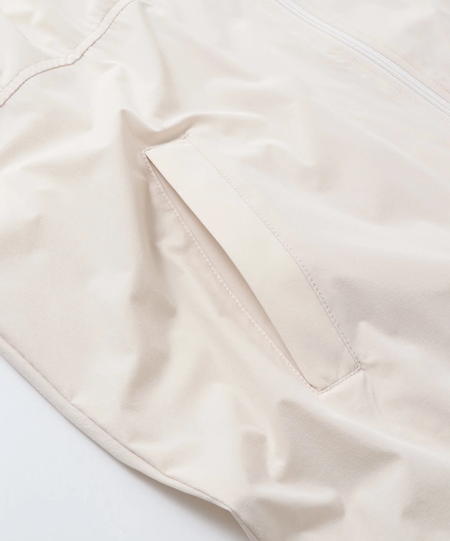 【接触冷感】フード付 ギャザーブルゾン