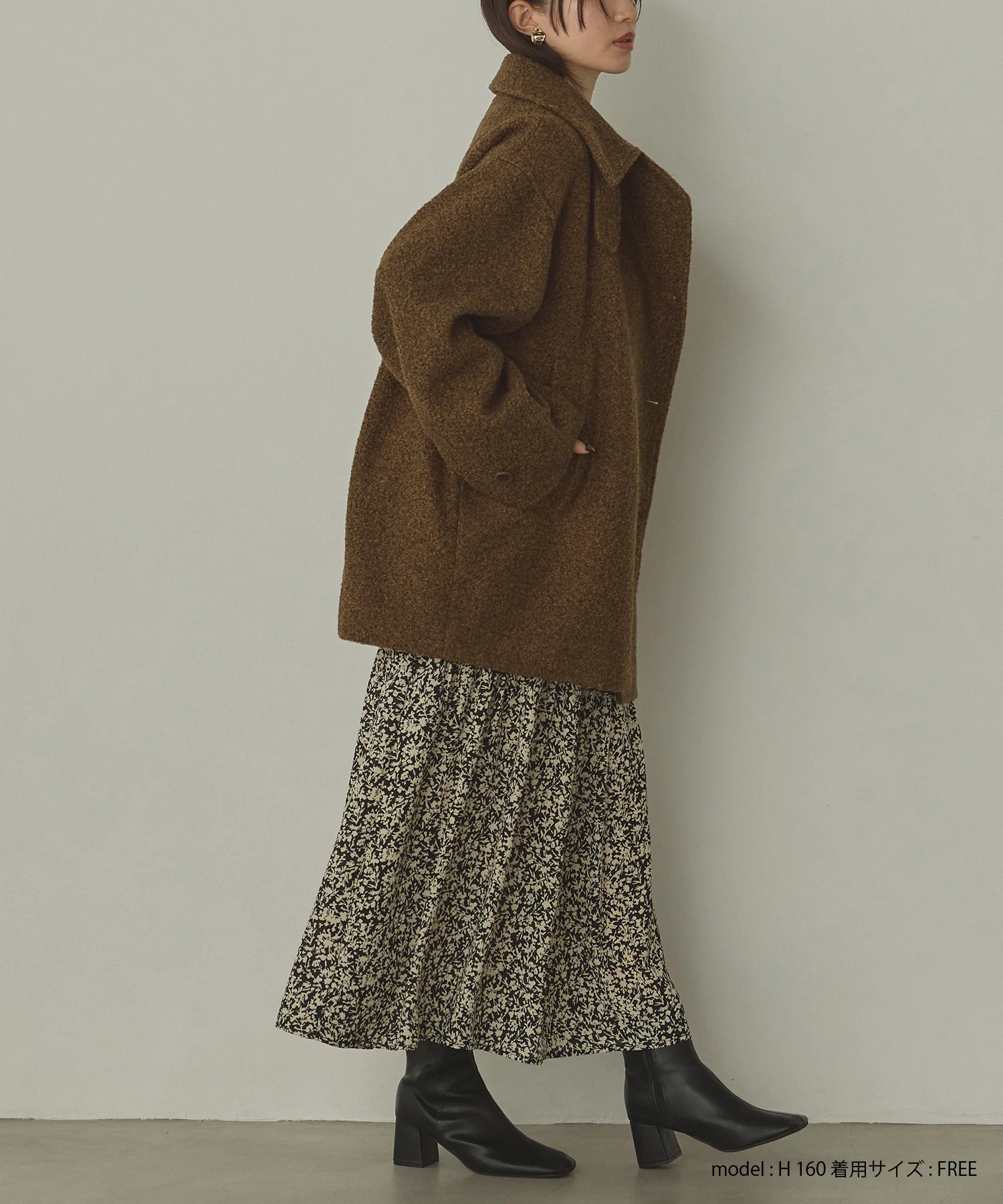 くるくるブークレ ミディアムコート