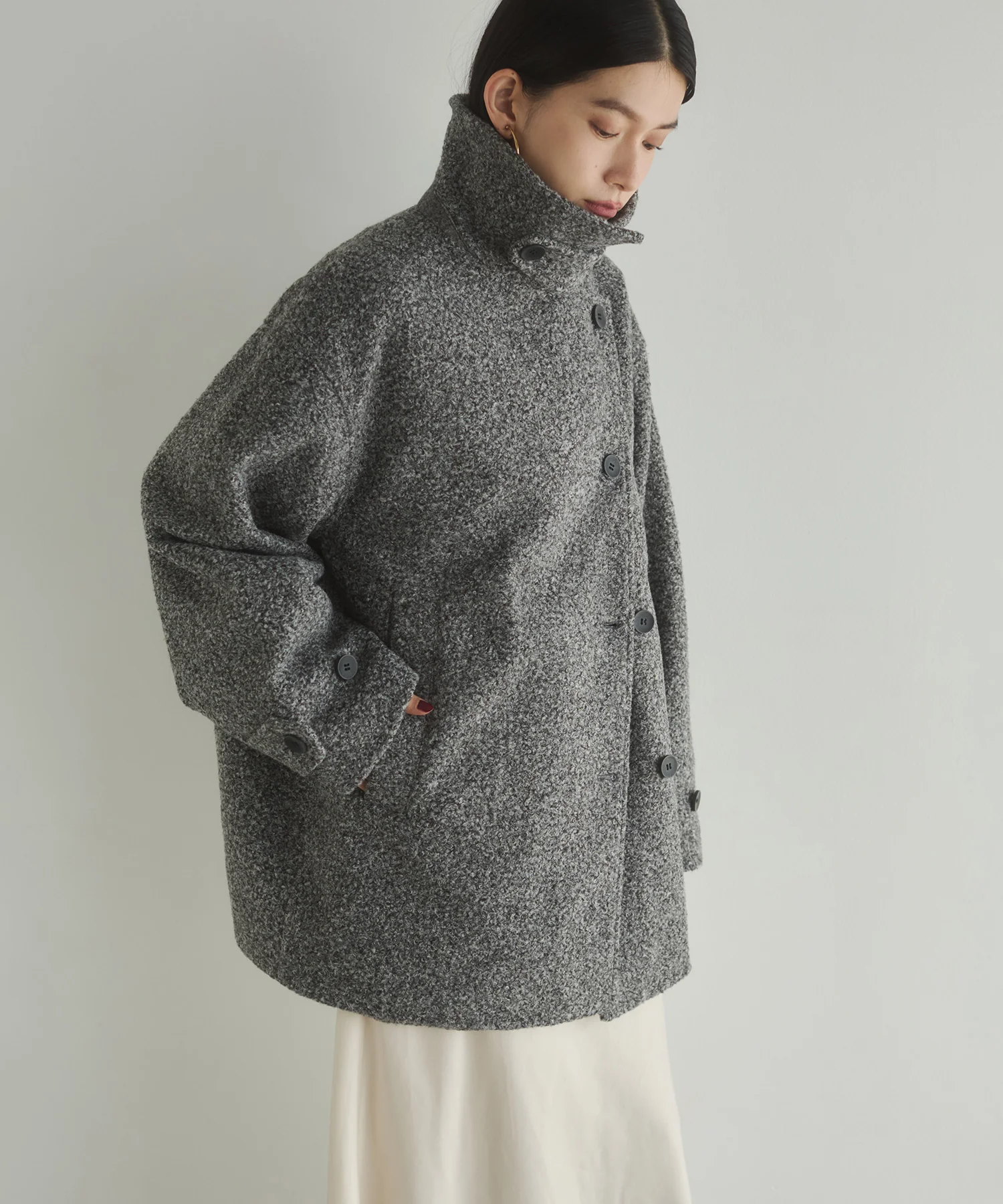 くるくるブークレ ミディアムコート