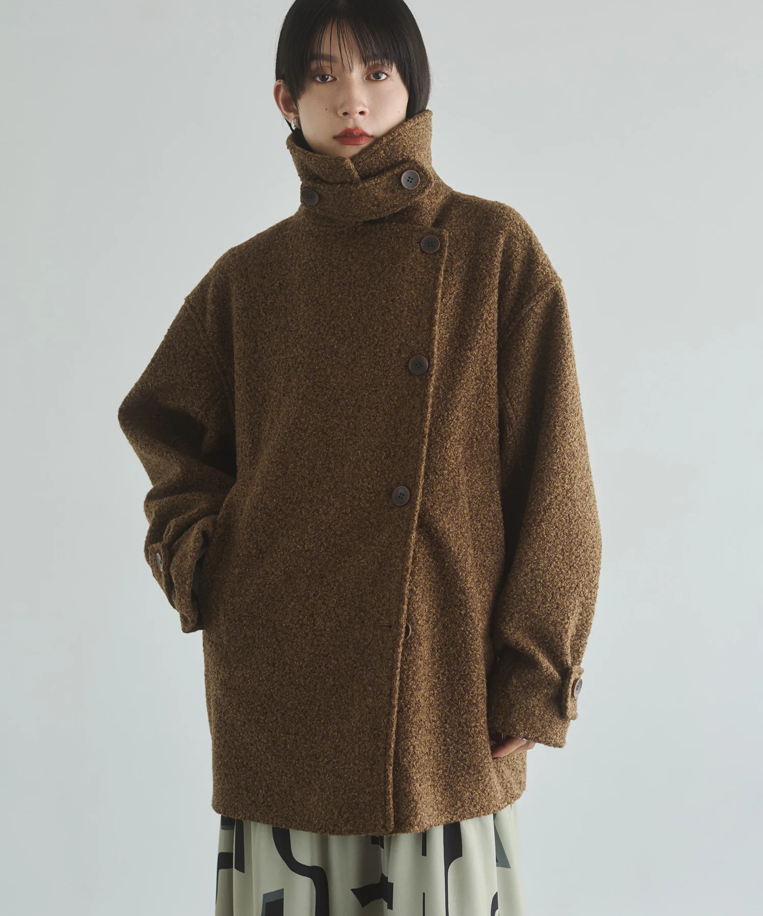 くるくるブークレ ミディアムコート